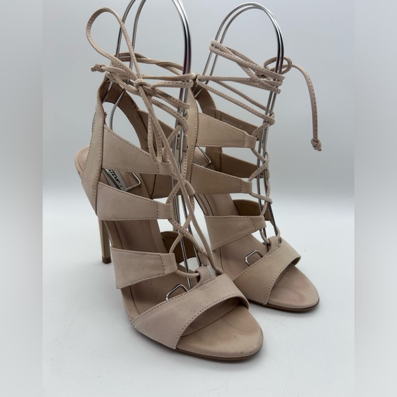 Steve Madden Sandalia Womens Beige Stiletto Heel Ankle Wrap Sandal Size 7 Used - Picture 2 of 12